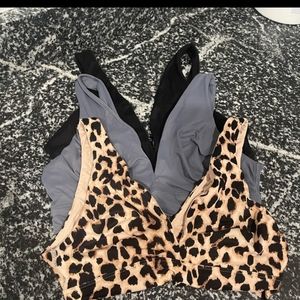 》Victoria Secret Unlined Soft Wireless Bras